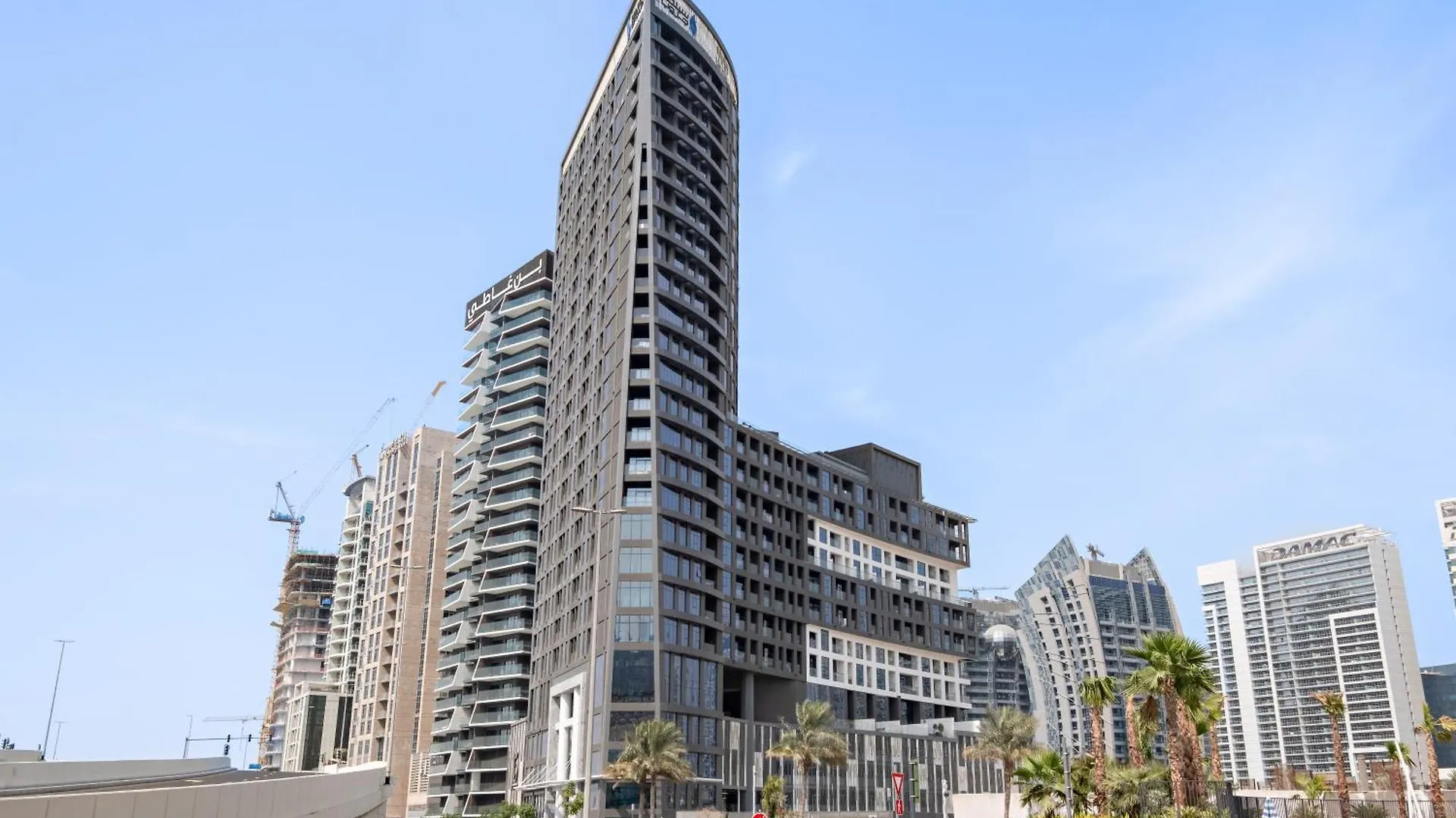 Chic Studio With Balcony & Skyline View L Pool & Gym Dubai United Arab Emirates